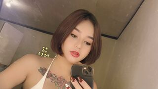 AlexaOsawa live trans cam thumbnail