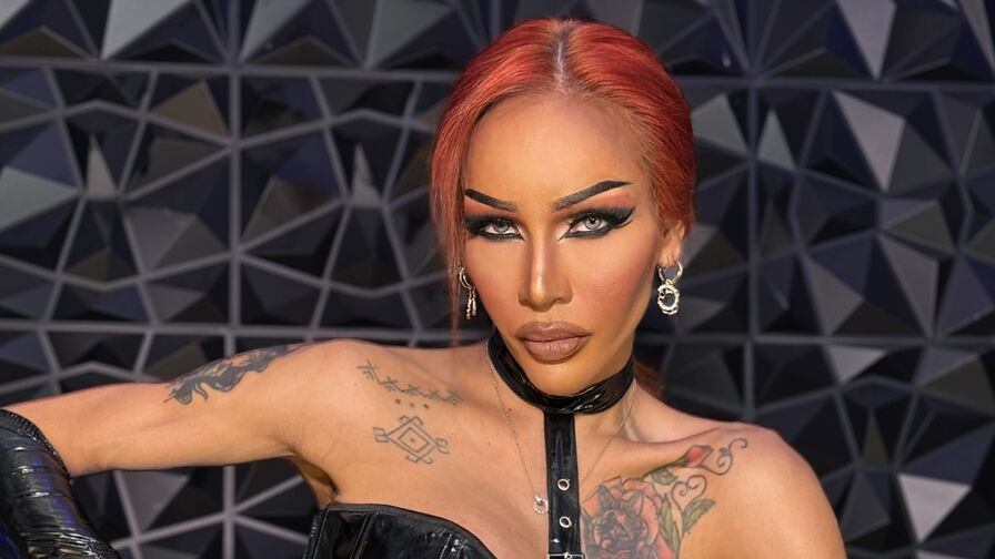 AlodiaMcBrown live trans trans performer gallery image