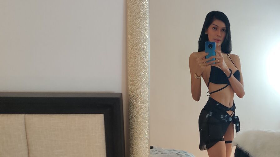 AluxRose live transgender webcam profile photo