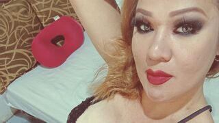 AmandaWilsonGray live shemale webcam preview