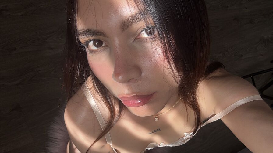 AmyAlice trans cam profile photo
