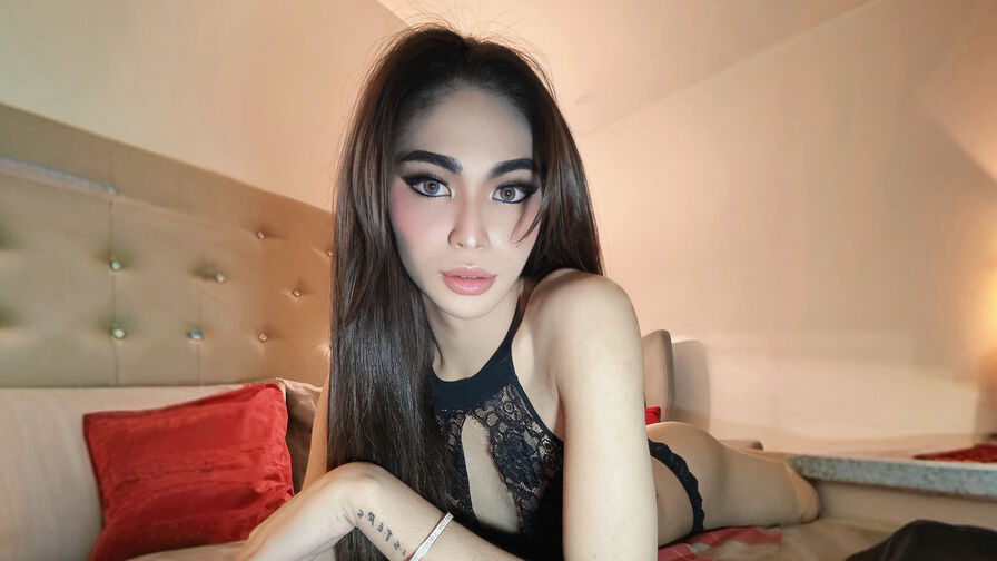 AnaSamson live trans trans performer gallery image