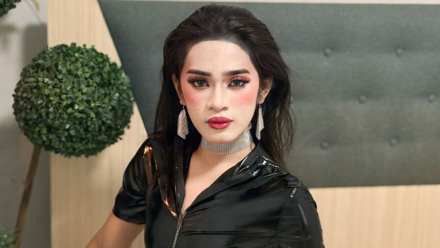 AnakaWang live trans trans performer gallery image