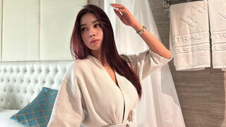 AngeliqueLuxe trans webcam model preview