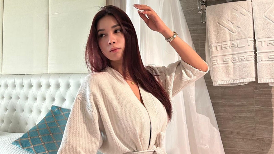 AngeliqueLuxe trans webcam performer profile image