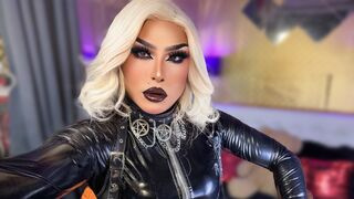 AntoniaMarie live trans cam thumbnail