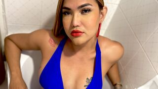 BriannaFuente live trans trans cam room preview
