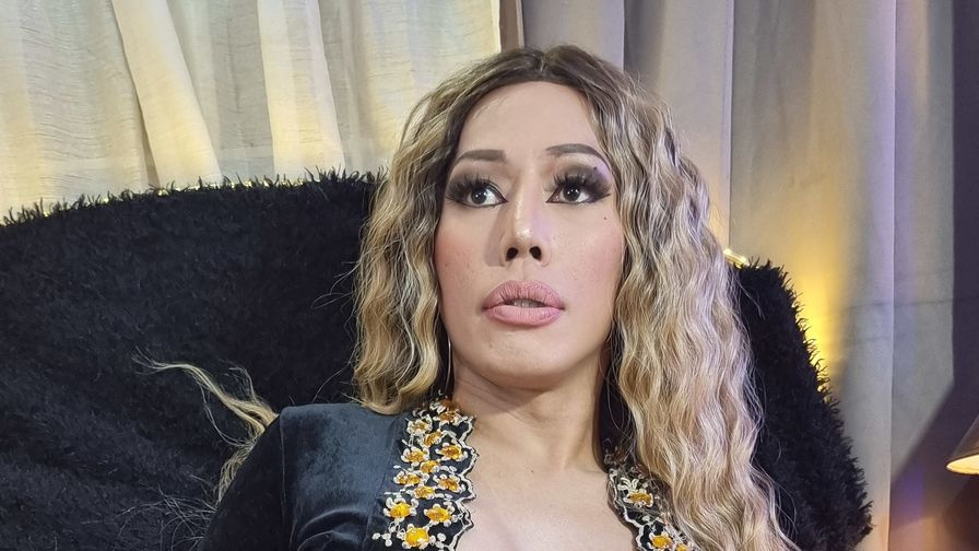 CandiceMendez shemale cam profile preview