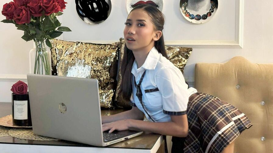 CelestineFlora live trans cam model photo