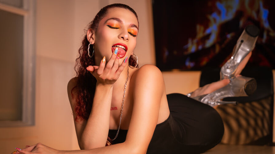 CristalCraze trans webcam performer profile image