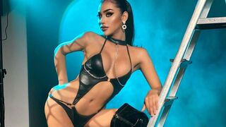 DangerSweetie live shemale webcam preview
