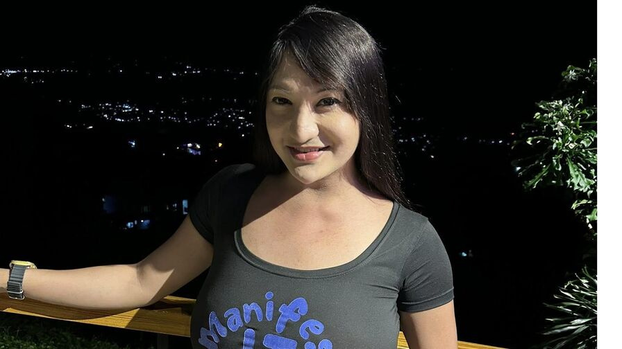 DonnaGrayson transgender webcam profile image