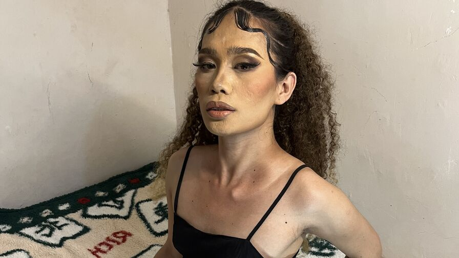 EllieWhitmore transgender webcam profile image