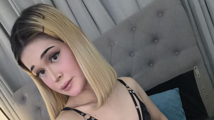ErikaHille shemale cam profile preview