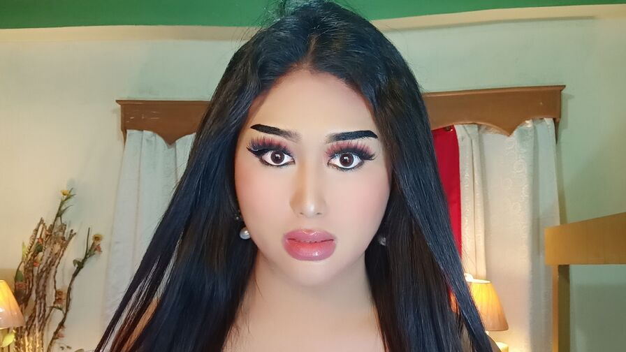 EvaMighty live trans trans cam model image