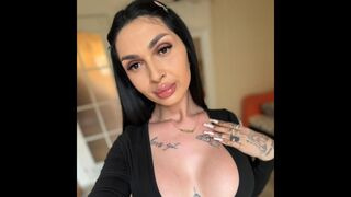 JessicaBenson live trans cams preview from a fair skin room