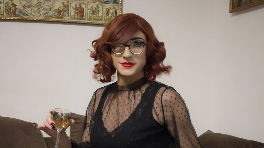 KiraShatalina trans cam profile photo