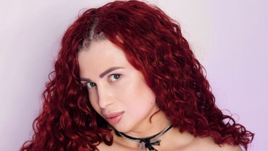 LucyRadke trans cam profile photo
