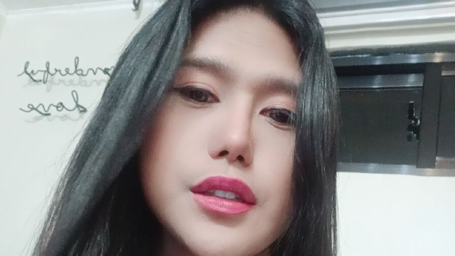 LuxianaRollens live trans trans performer gallery image