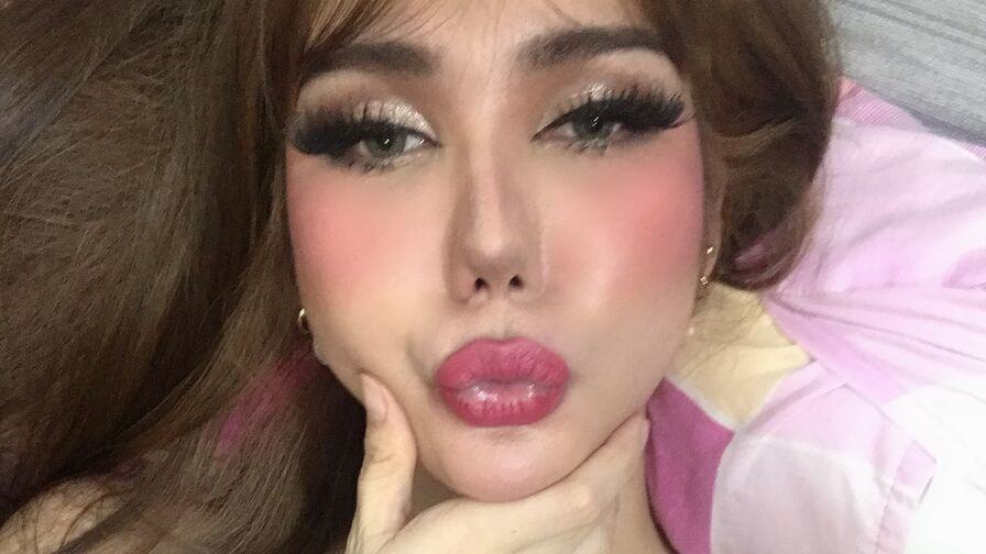 MariePosa transgender webcam profile image