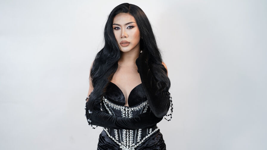 MarinnaSanchez transgender webcam profile image