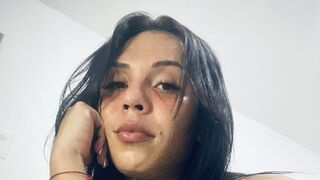 MelizzaGalindo live shemale webcam preview