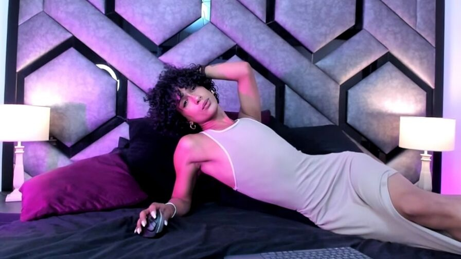 MilanDuvval live trans cam model photo