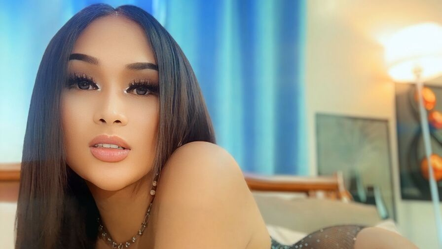 NicoleHenson shemale cam profile preview