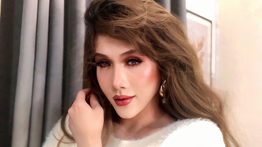 RachelPietra shemale cam profile preview