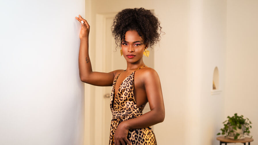 RayzaLebons live trans cam model photo