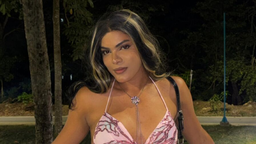 RosarioVillalba transgender webcam profile image