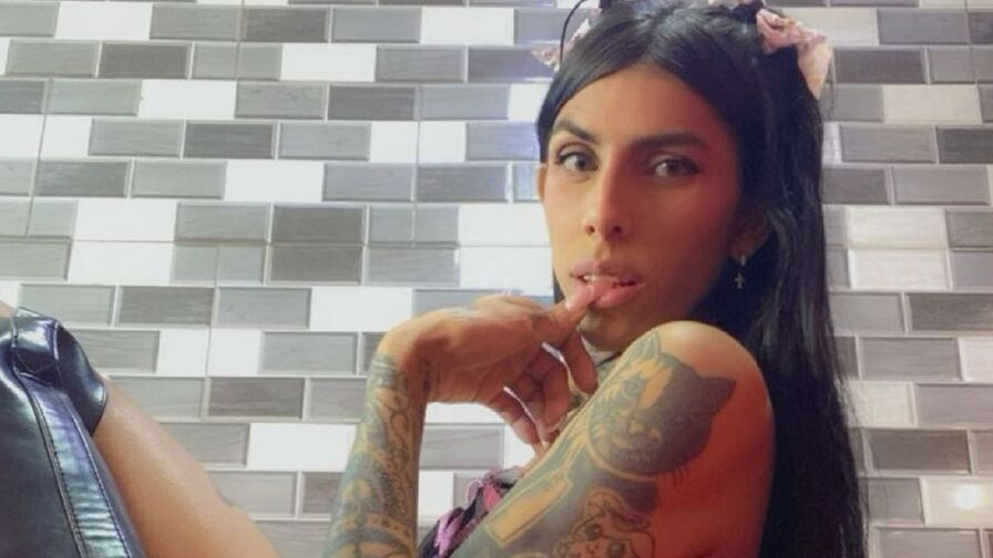 SharonCharlies trans webcam performer profile image