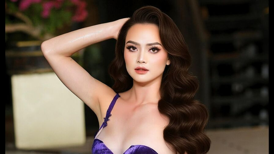 SophiaCollins trans cam profile image