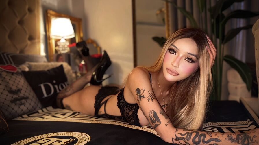 VenusWineter live transgender webcam profile photo