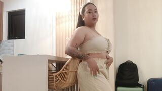 VeronicaMorgan asian trans cam preview in a live chat room