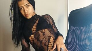ViolethGil trans cam chat image