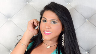 ZahoryColmans live trans cam thumbnail